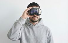 Article Image for Can Virtual Reality Workouts Replace the Gym?
