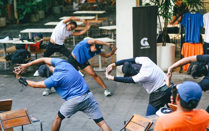 Article Image for Why Group Fitness is the Ultimate Social Network